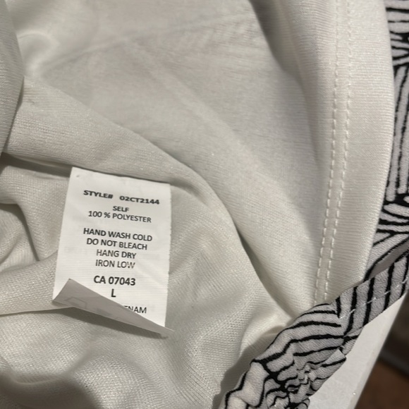 (2/$20) NWT Sienna Sky B+W Camisole L - Picture 8 of 9